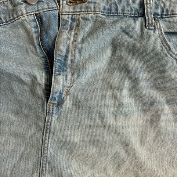 NEW Universal Thread size 26 denim jeans mini skirt light distressed wash faded - Picture 9 of 10